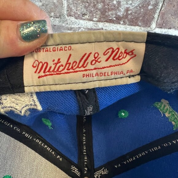 Seattle Seahawk Mitchell & Ness Vintage NFL Flat Bill Hat Cap Red & Blue - Picture 7 of 10